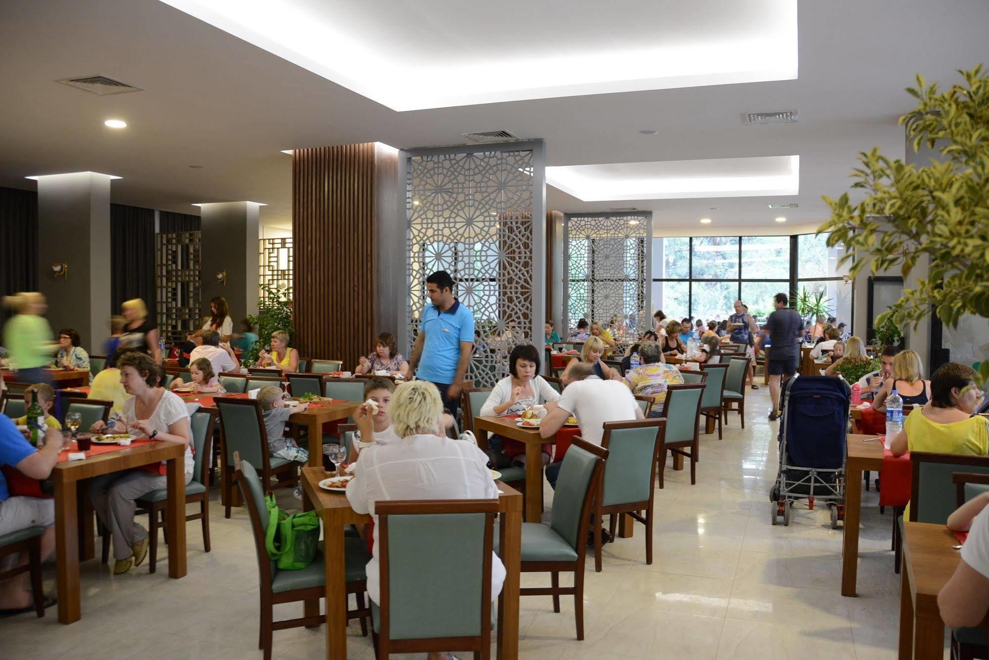 Fun And Sun Club Saphire Hotel Tekirova Exterior foto